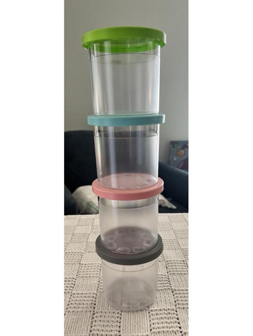 Set of 4 Stackable Clear Plastic Storage Containers with Color Lids 24 oz - Picture 2 of 2